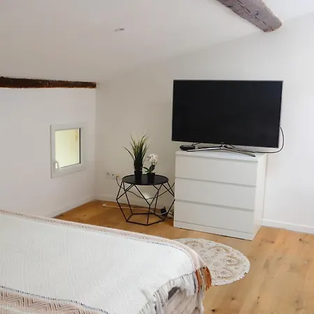 T2 Duplex De Charme Dans Le Centre Historique Тулон