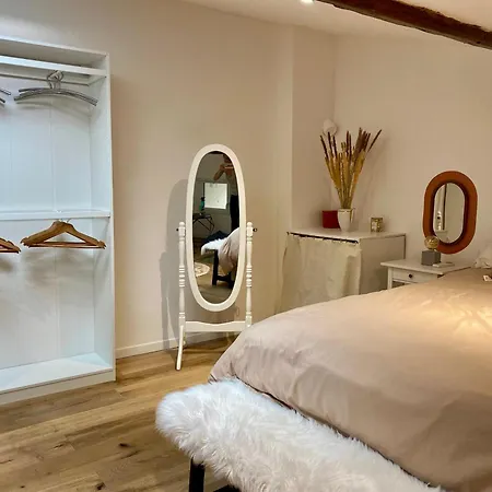 דירה T2 Duplex De Charme Dans Le Centre Historique *